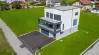 grosse Garage mit Abstellplätzen